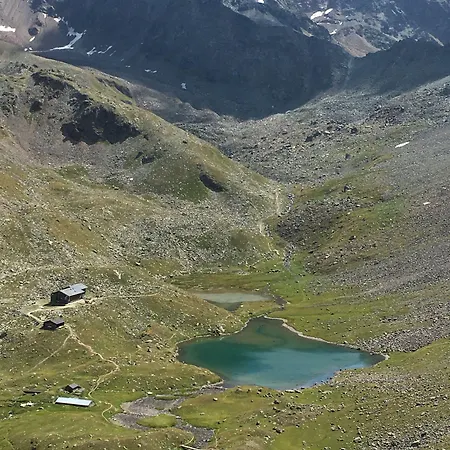 Le Clos D'anbot Pensión Charvensod